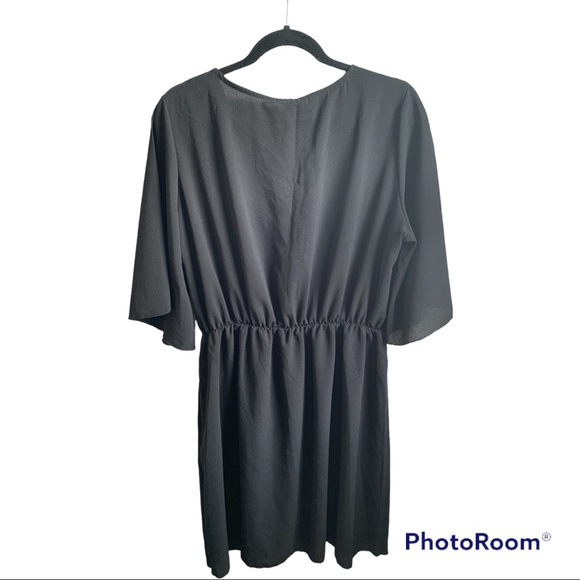 NWT✨BOOHOO BLACK ANGEL SLEEVE SMOCK DRESS SIZE US 14 - Picture 4 of 7